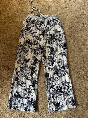 Black & White Floral Wide Leg Pants with Elastic Waist